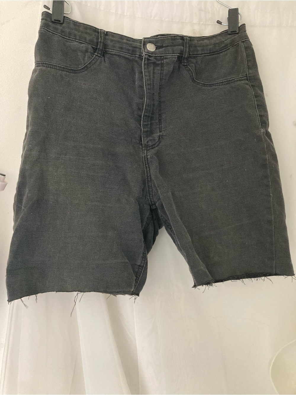 Zara Black Denim Bermuda Shorts Raw Hem High Rise Size US 12